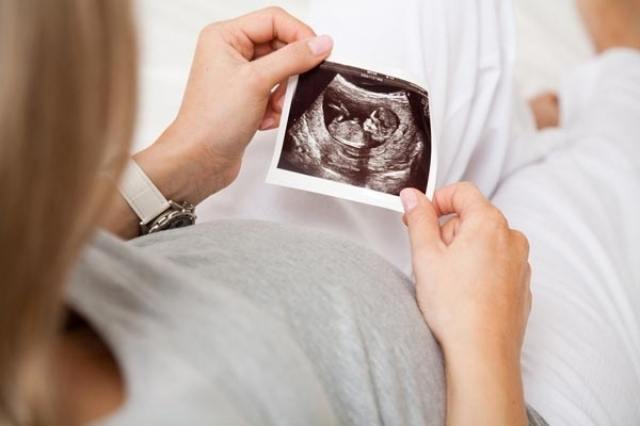 ملف مبسط عن كيفية استعداد الحامل للولادة