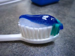 أفضل معجون أسنان للتبييض