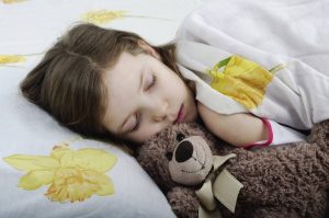 7 زيوت عطرية تساعد على النوم الصحي