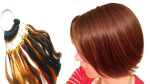 كيف أثبت لون صبغة الشعر ؟ ونصائح للاعتناء بالشعر المصبوغ