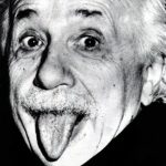 دروس وعِبَر من قصة حياة ألبيرت أينشتين