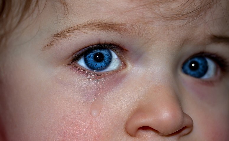 الأعراض المصاحبة لحساسية العين