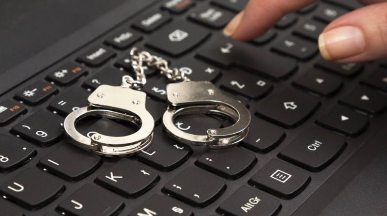 آلية الإبلاغ عن الجرائم الإلكترونية في الدول العربية
