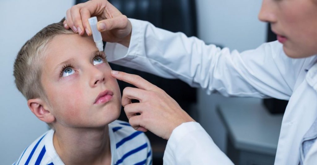 ما هي أسباب وأعراض و علاج التهاب العين عند الأطفال وطرق الوقاية منه ...