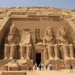 بحث عن آثار مصر