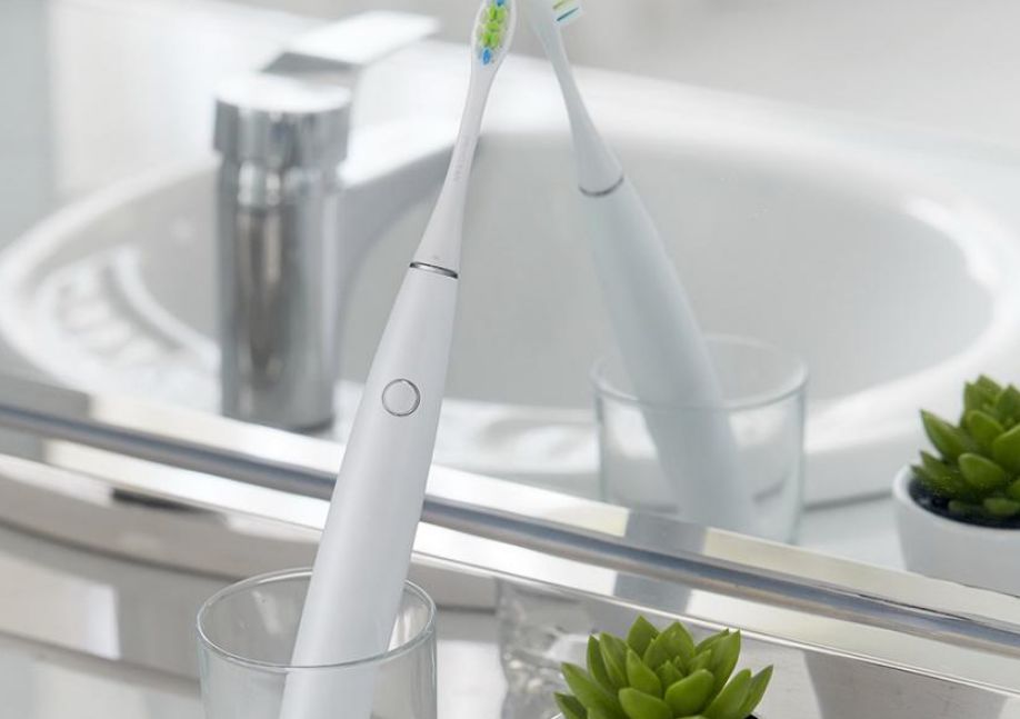 كيف أحافظ على فرشاة الأسنان نظيفة؟ كيف أنظف فرشاة الأسنان