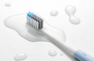 كيف أنظف فرشاة الأسنان وكيف أحافظ على فرشاة أسناني نظيفة دائمًا؟