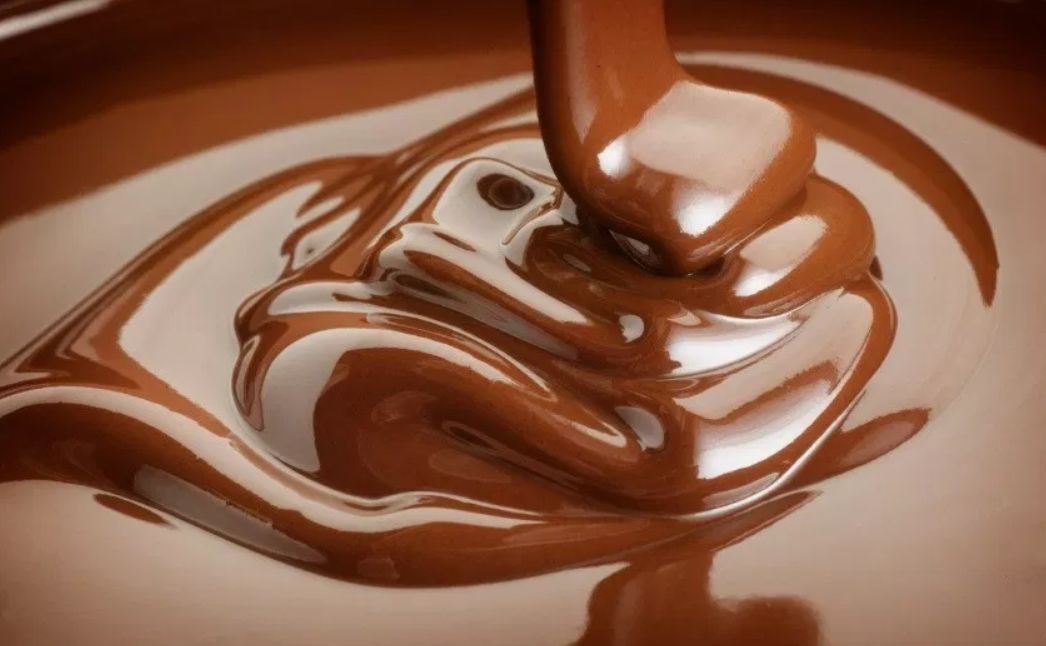 طريقة عمل صوص الشوكولا بالكاكاو البودرة بـ 4 وصفات مذهلة