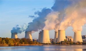 بين الكوارث التي تسببها والأهمية الاقتصادية تختلف الآراء حول استخدام الطاقة النووية
