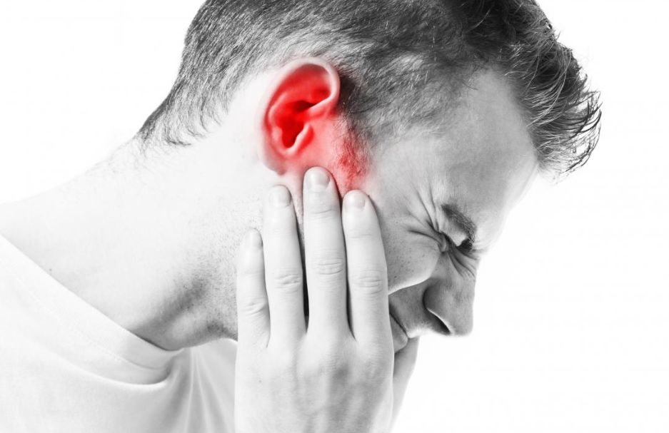 ما هي أسباب و أعراض التهاب الأذن الوسطى وكيف يمكن التعامل معه؟ مجلتك