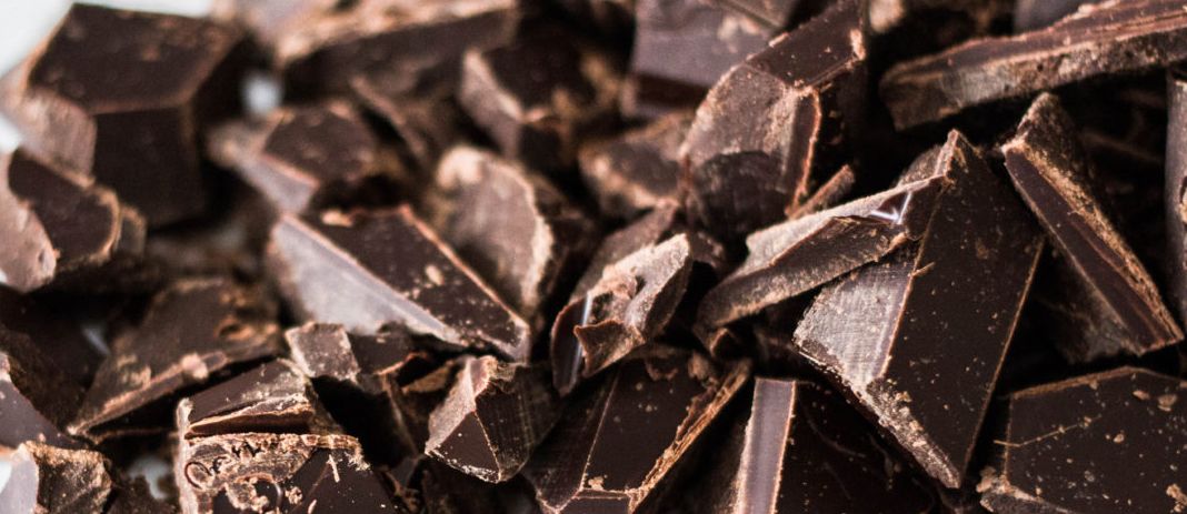 تناول الشوكولاتة السوداء للرجيم وحديدًا في يوم الـ FREE سوف يتعامل مع مستويات الأنسولين
