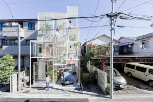 المنزل الشفاف في اليابان صورة 1