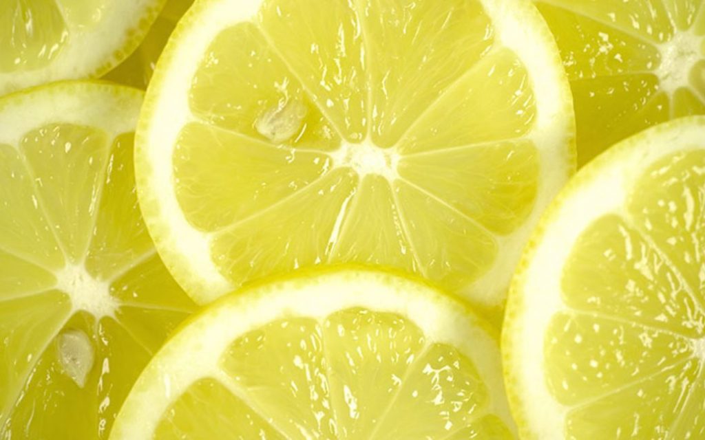 نصائح للعناية بالبشرة والأظافر بعد الليمون
