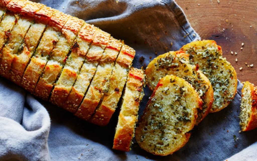 خبز بالثوم – الوصفة