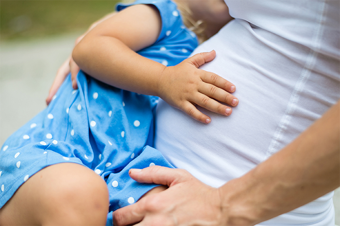 خطر الرضاعة أثناء الحمل