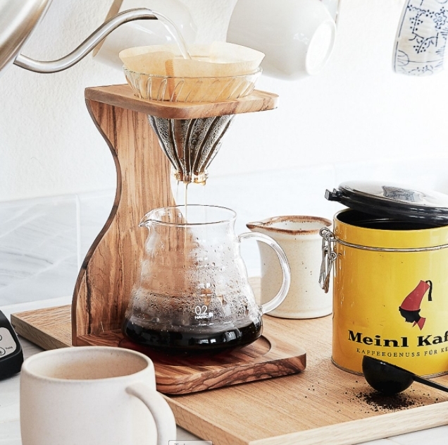 7 – الأدوات التي تحتاج إليها في ركن القهوة
