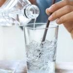 فوائد شرب ماء بارد