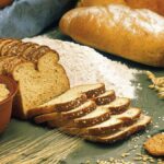 ما هي فوائد خبز الشوفان Oat bread؟ وهل يمكن تناوله؟