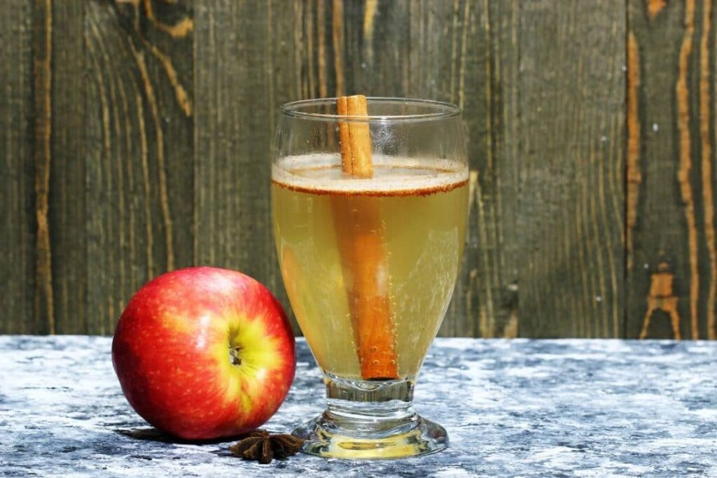 استخدامات خل التفاح كمشروب ساخن