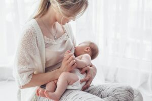 18 طريقة لإدرار الحليب بعد الولادة