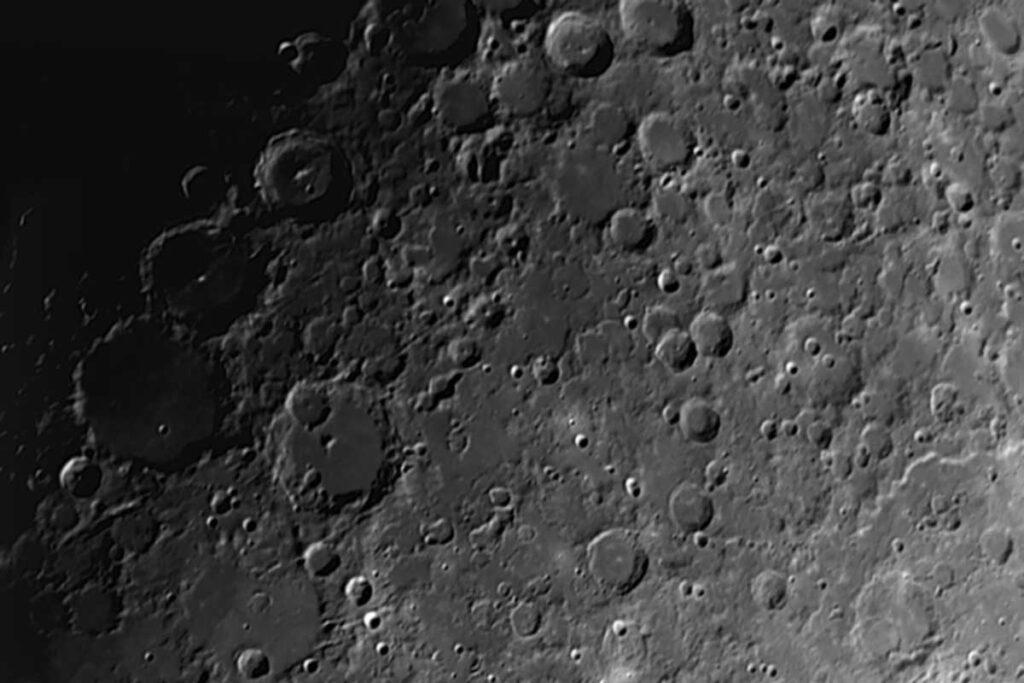 10 - Craters of Ptolemy Alfons and Arzakhel Craters of Ptolemy Alfons and Arzakhel