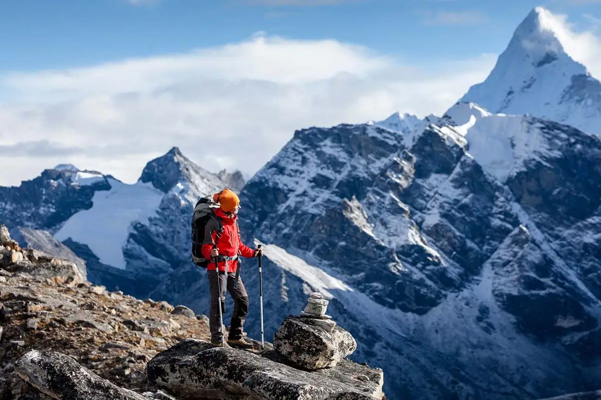 أعلى قمة في العالم … جبال شاهقة ومناظر خلابة